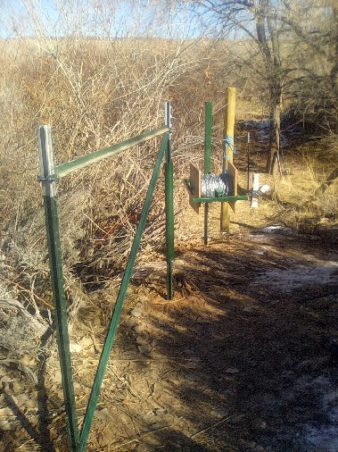 Heavy-Duty Wire Unroller for T-Post Fencing | Fence Easier