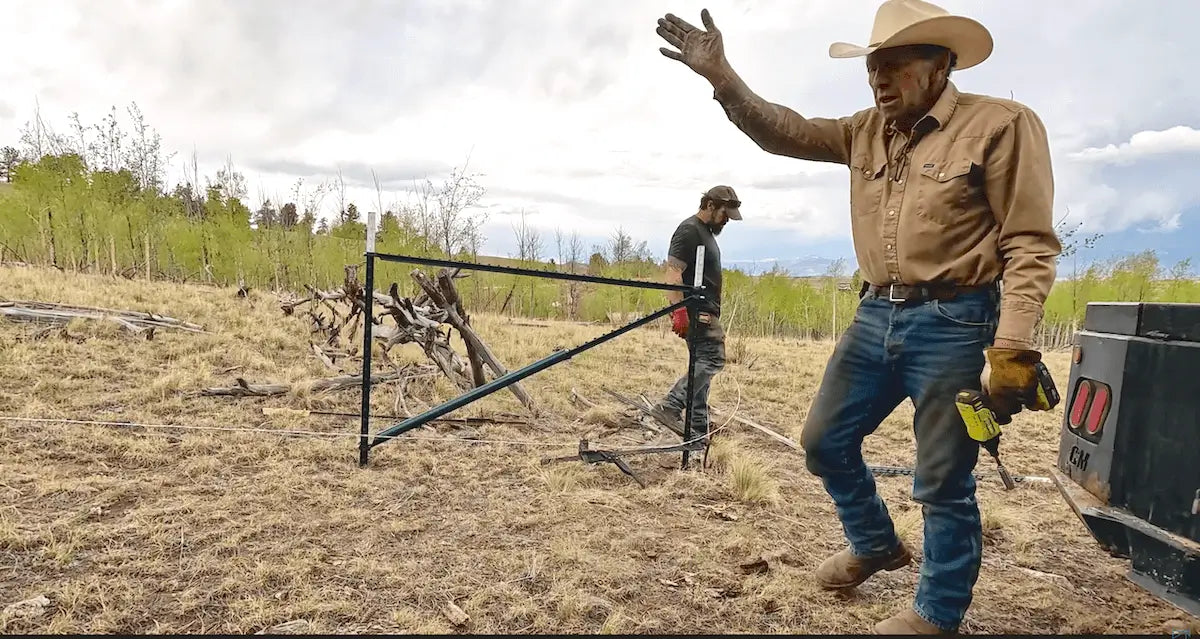 Load video: All Terrain/Sloped Brace Construction